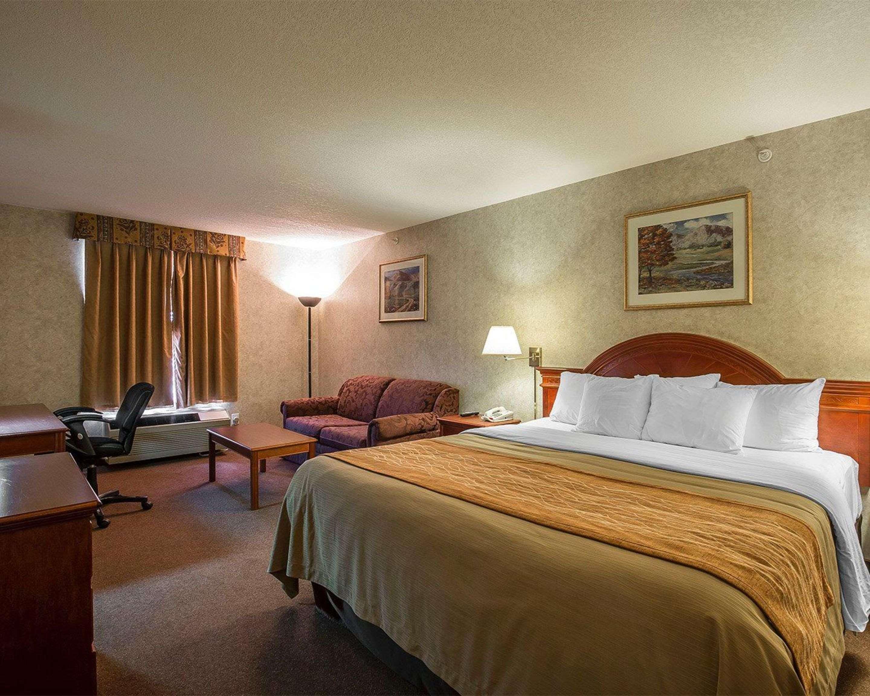 Comfort Inn Lethbridge Exteriör bild