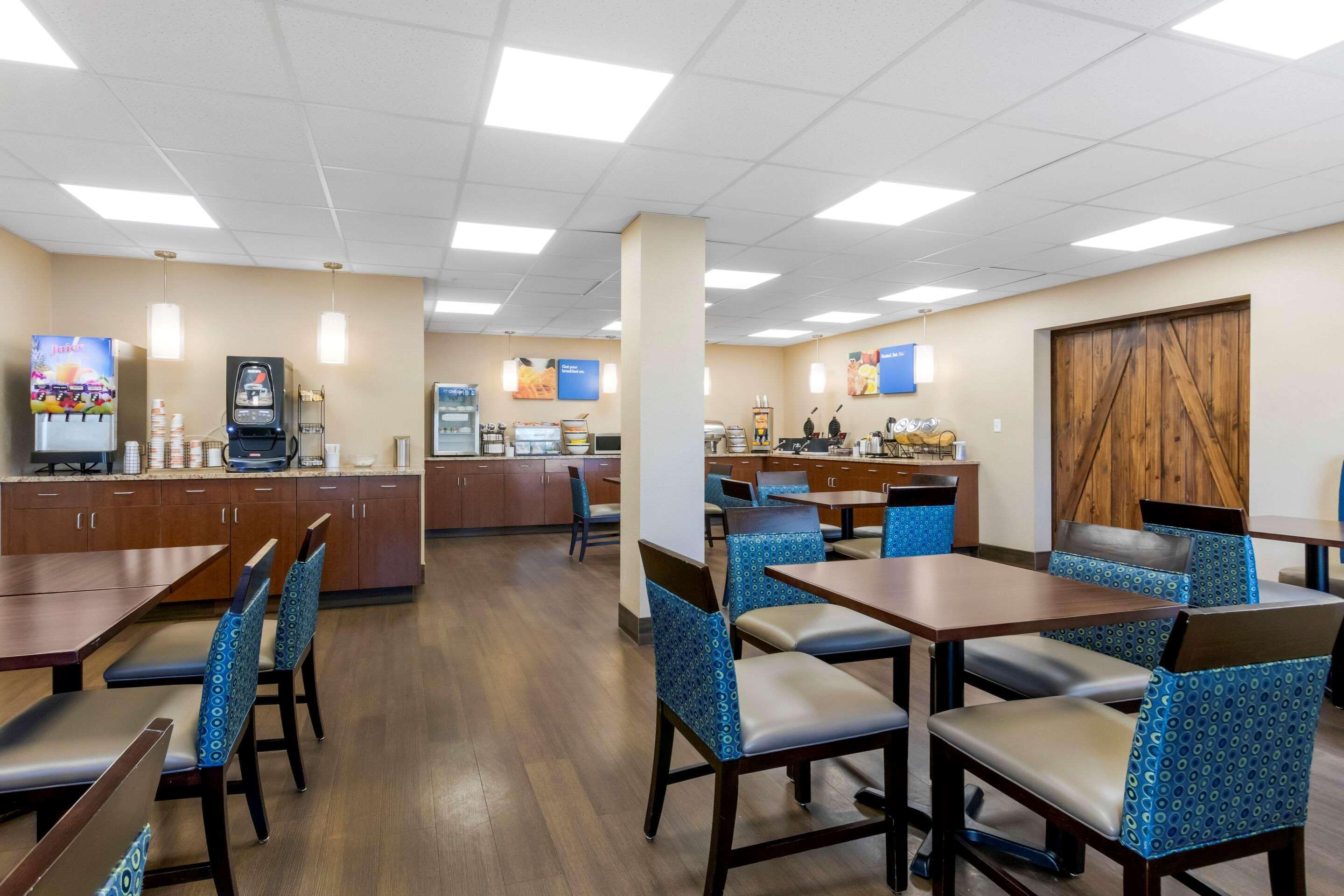Comfort Inn Lethbridge Exteriör bild