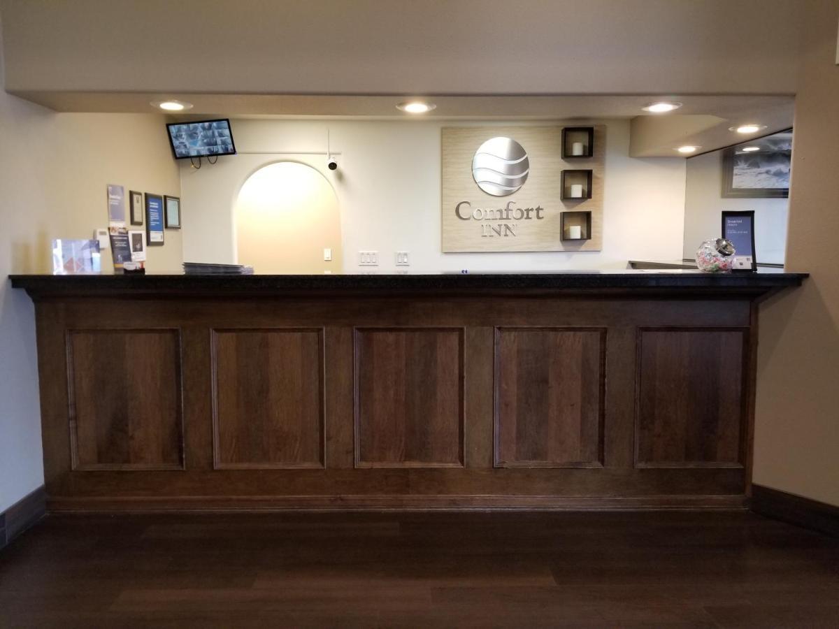 Comfort Inn Lethbridge Exteriör bild